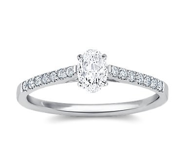 The Queen Diamond - 0,70 ct Zentraldiamant + 0,42 ct Seitensteine Diamantring in Weissgold