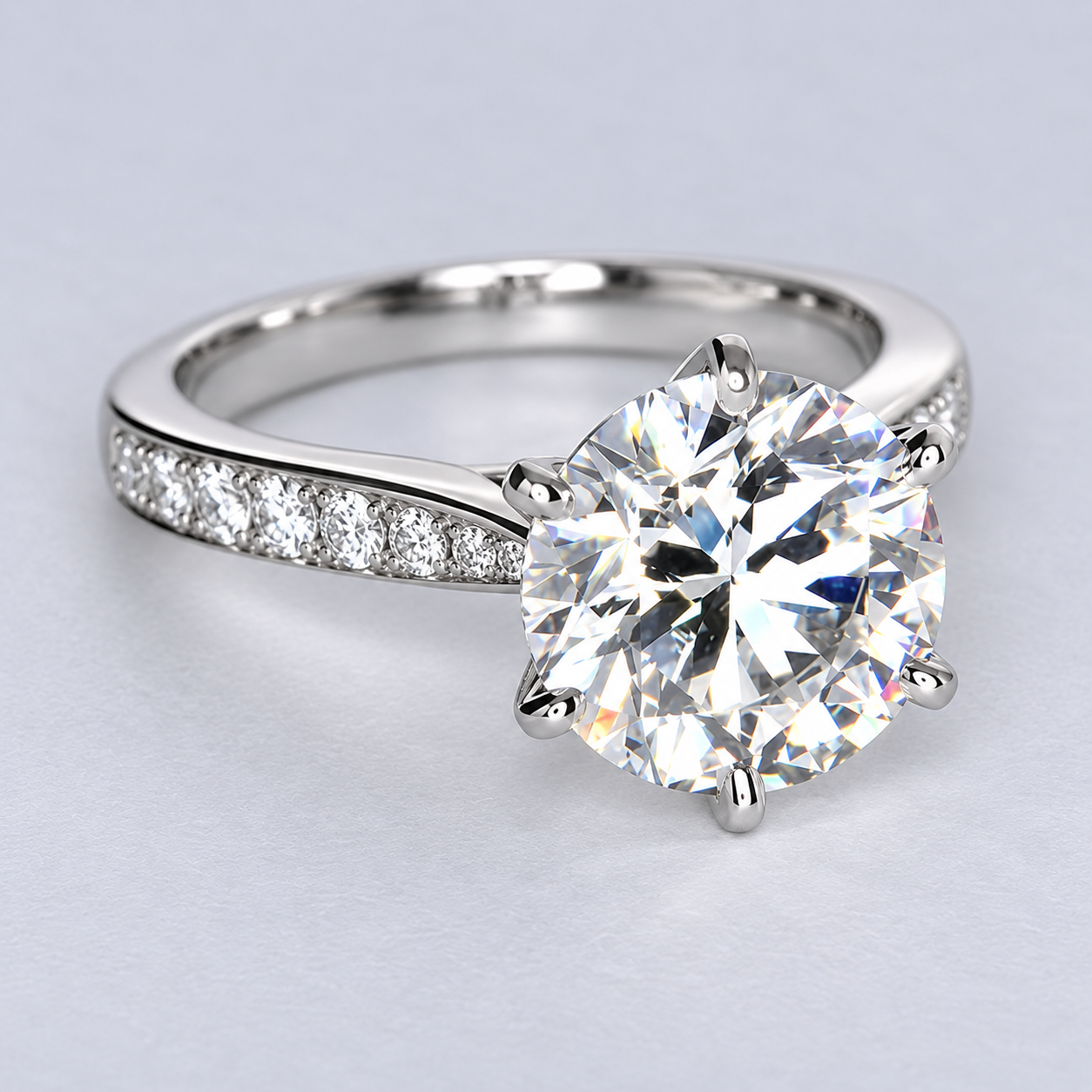 The Queen Diamond - 3,00 ct Natural Zentraldiamant + 0,48 ct Seitensteine DIAMANTRING IN WEISSGOLD