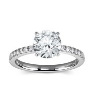 The Queen Diamond - 2,00 ct Natural Zentraldiamant + 0,36 ct Seitensteine Diamantring in Weissgold