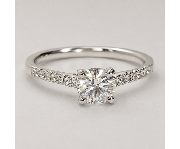 The Queen Diamond - 0,50 ct Zentraldiamant + 0,42 ct Lab-Grown Diamantring in 750 Weissgold