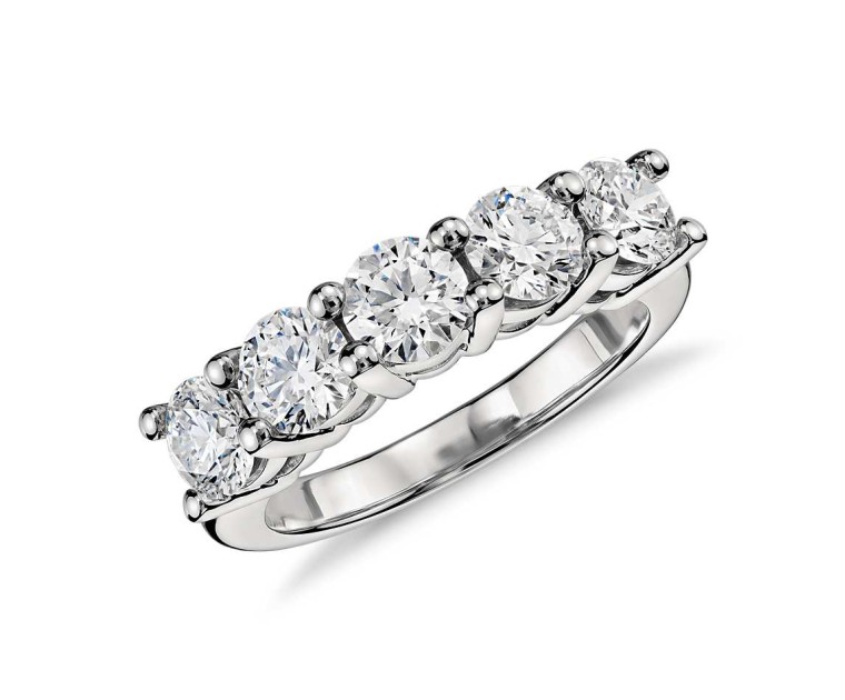 Original Empire 1,95 ct DIAMANTBANDRING MIT MEHREREN DIAMANTEN