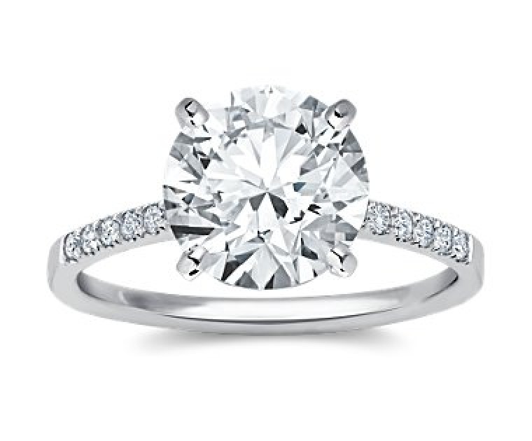 The Queen Diamond - 4,00 ct Zentraldiamant + 0,42 ct Seitensteine Diamantring in Weissgold