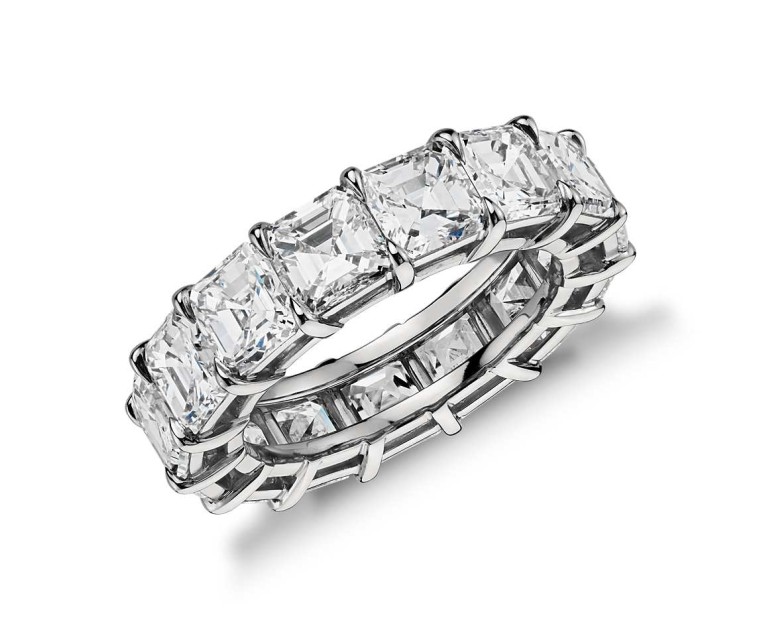 Original Empire 9,45 ct DIAMANTBANDRING MIT MEHREREN DIAMANTEN